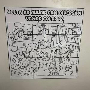 PAINEL INTERATIVO QUEBRA-CABEÇA PARA COLORIR